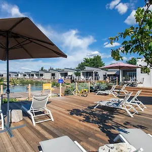 Hotel De Camargue, Port-Saint-Louis-du-Rhone